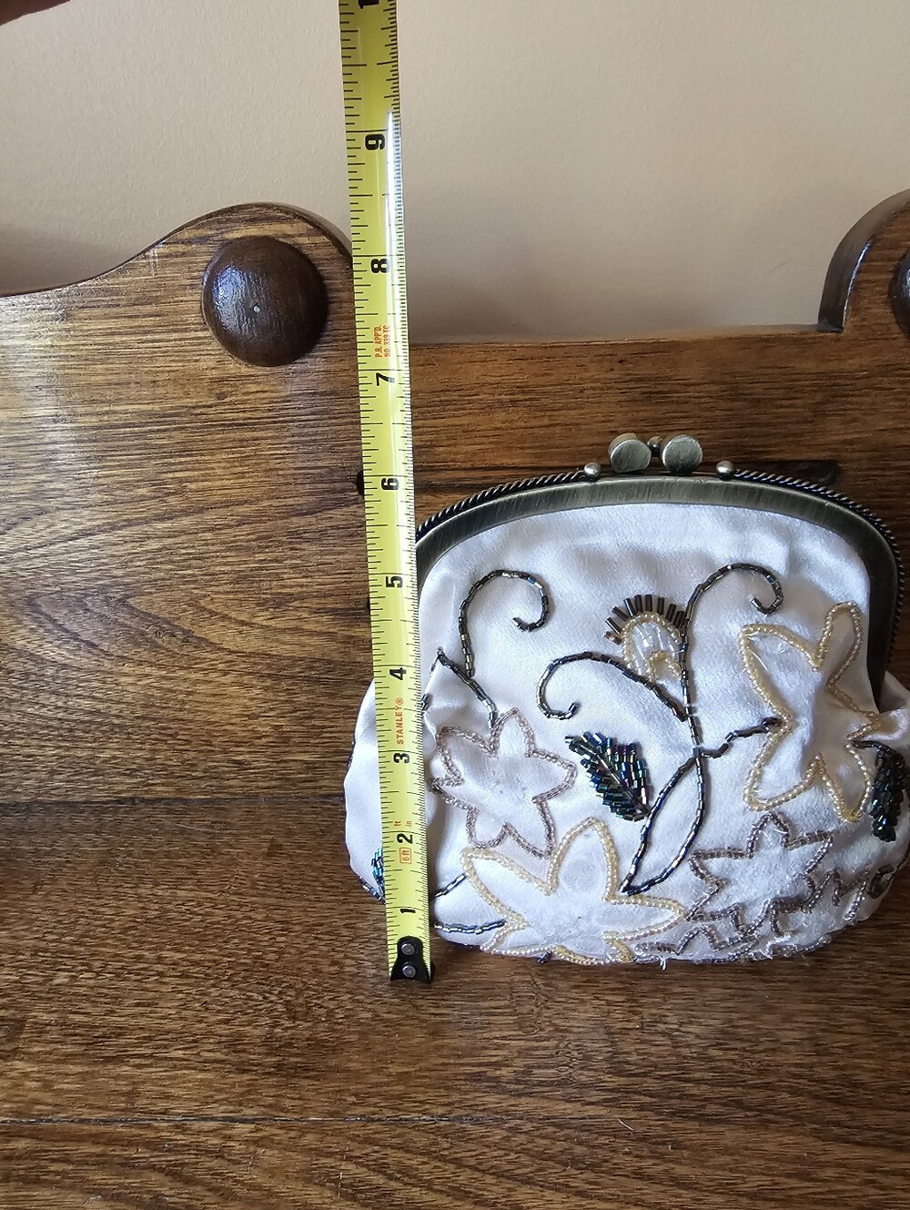 VINTAGE Satin Beaded Clutch - Picture 7 of 8